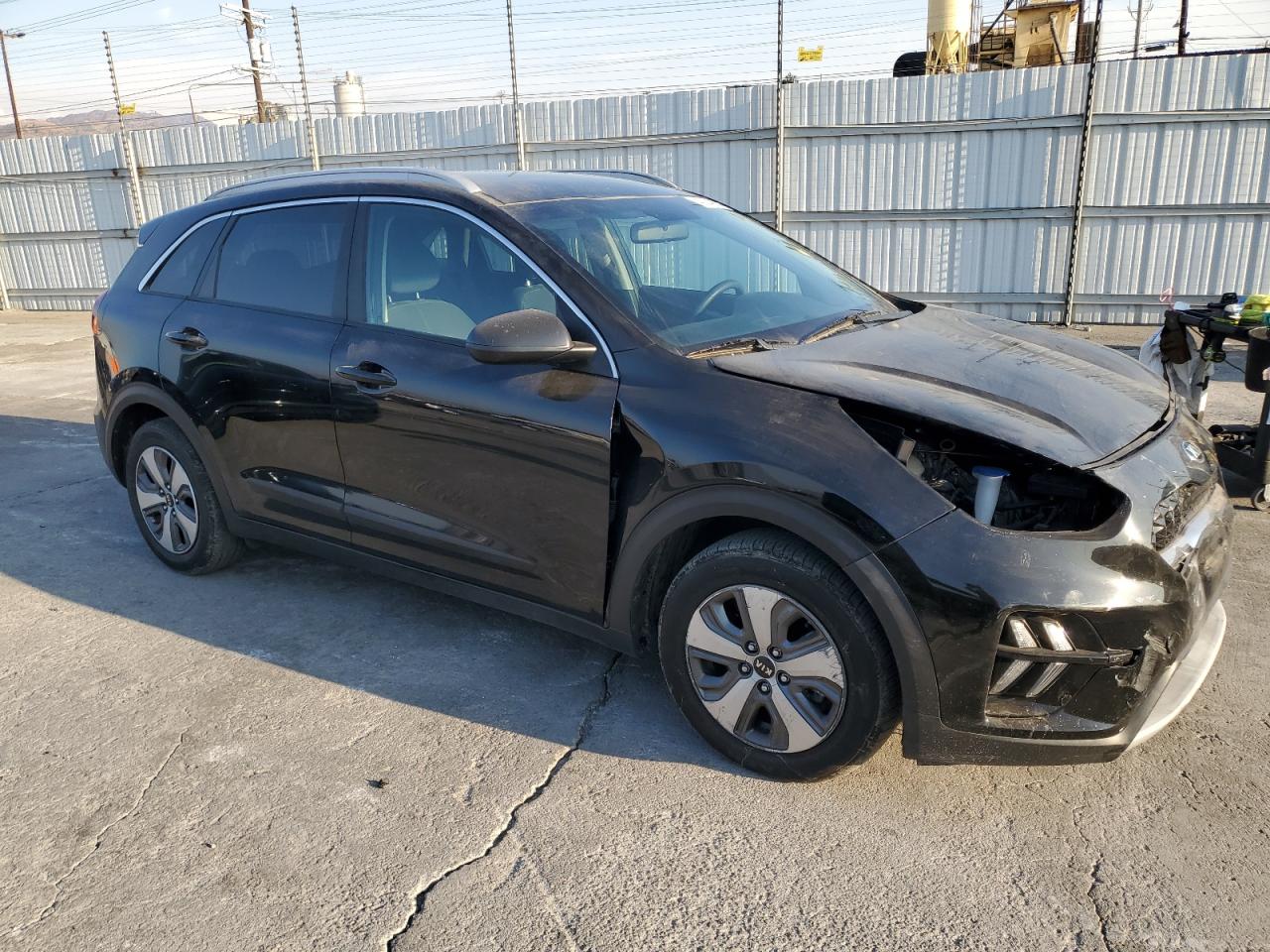 2021 KIA Niro VIN KNDCB3LC5M5471746 Copart auction photo, front end damage thumbnail 4