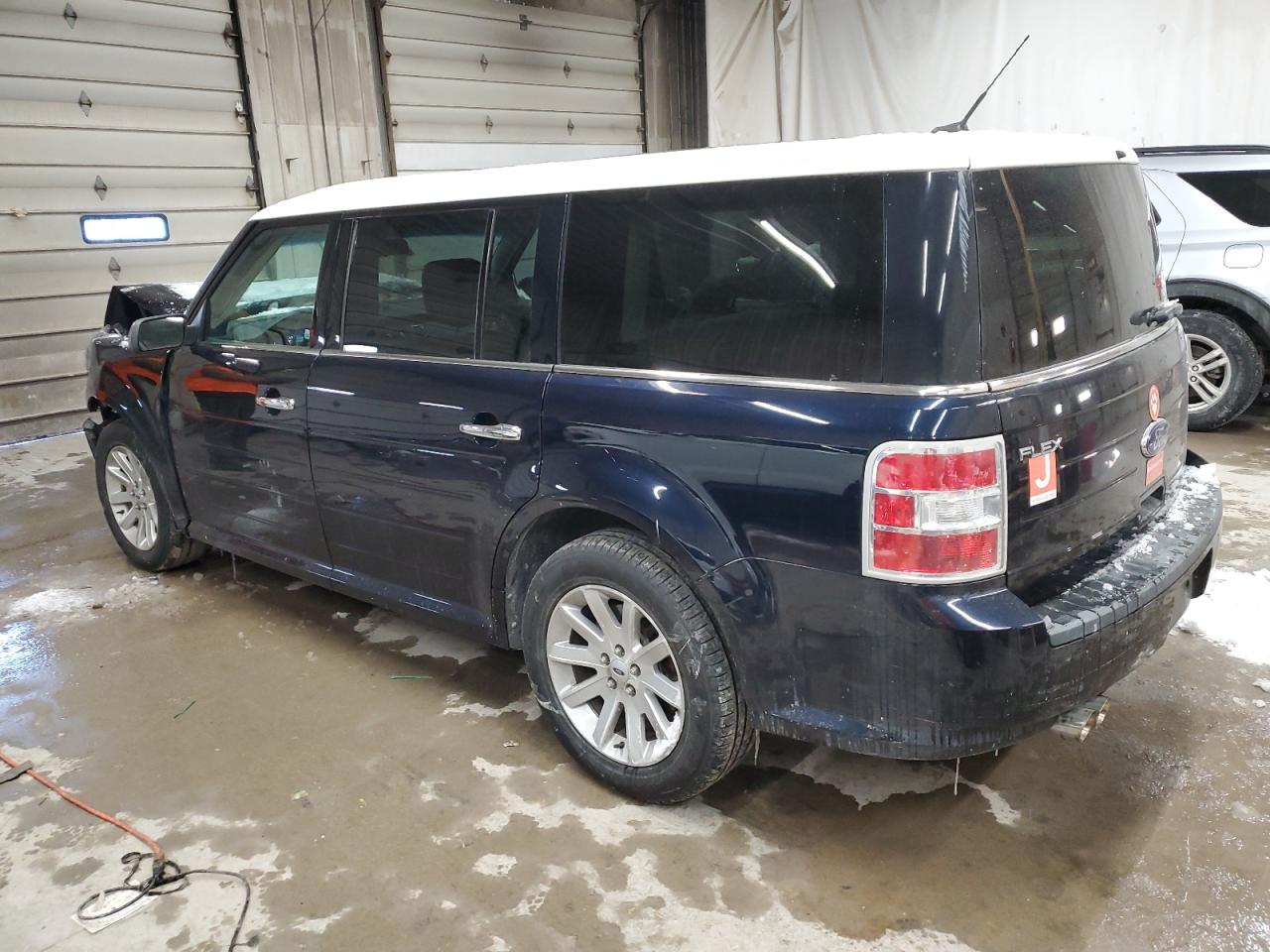 2009 Ford Flex VIN 2FMDK52CX9BA69012 Copart auction photo, front end damage thumbnail 2