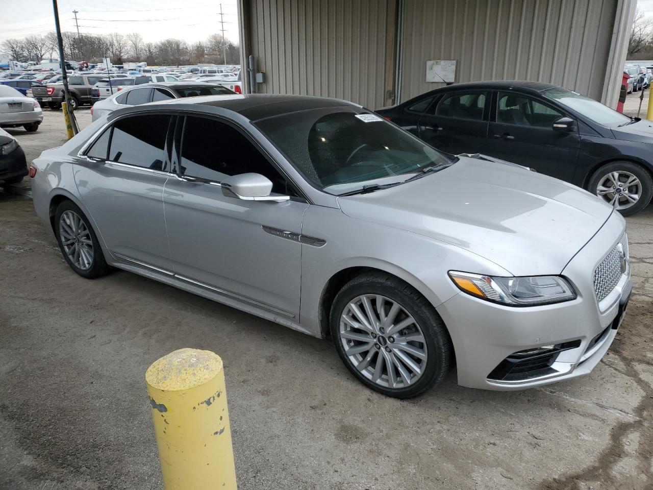 2017 Lincoln Continental VIN 1LN6L9SK1H5617681 Copart auction photo, front end damage thumbnail 4