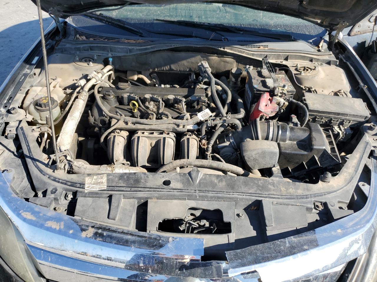 2011 Ford Fusion VIN 3FAHP0GA0BR189769 Copart auction photo, front end / side damage thumbnail 11