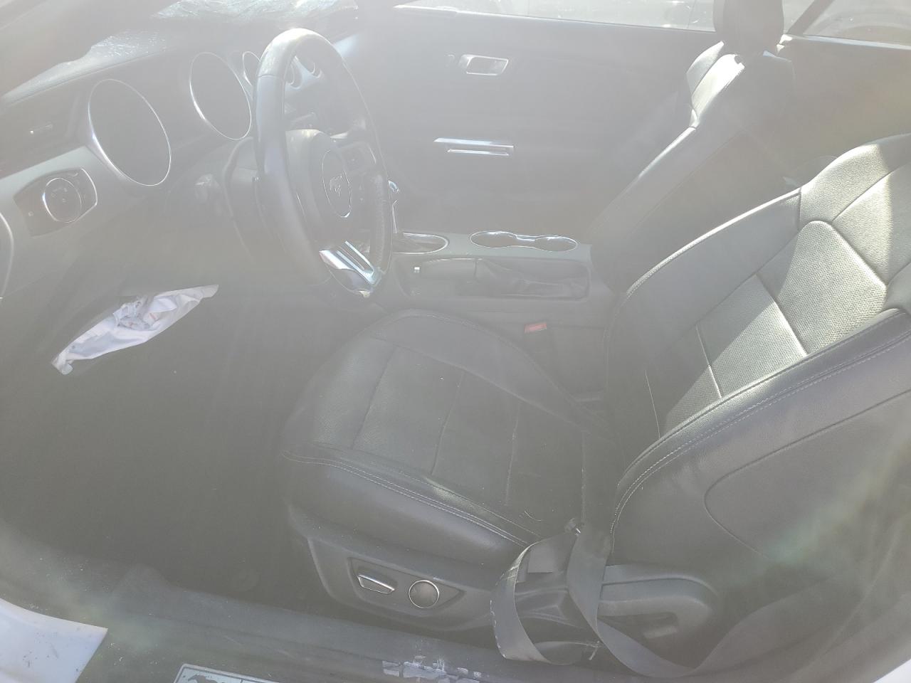 2019 Ford Mustang VIN 1FATP8UH1K5126337 Copart auction photo, front end / top/roof damage thumbnail 7