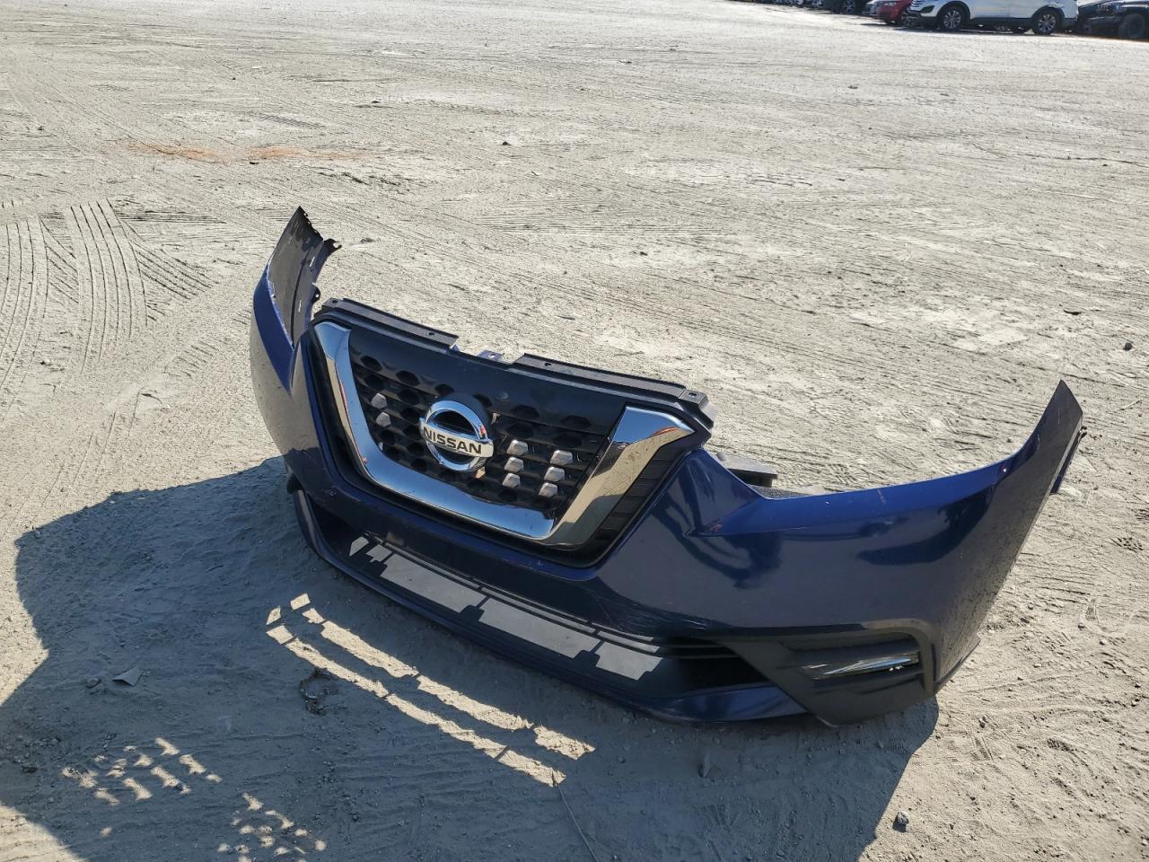 2018 Nissan Kicks VIN 3N1CP5CU5JL533120 Copart auction photo, front end damage thumbnail 14