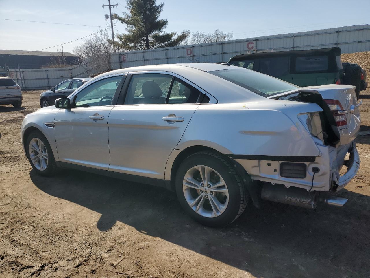 2018 Ford Taurus VIN 1FAHP2H85JG140807 Copart auction photo, rear end / minor dent/scratches damage thumbnail 2