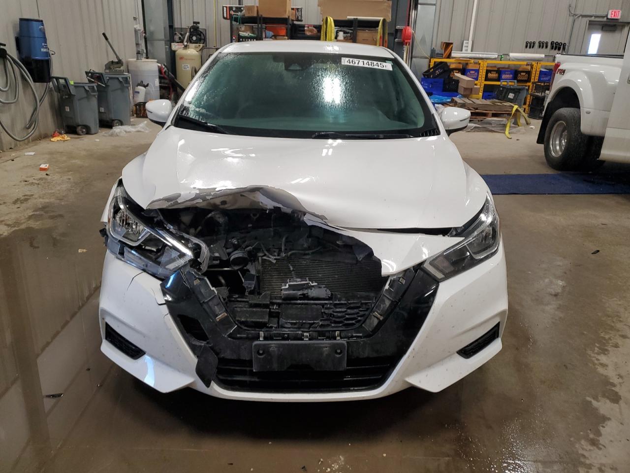 2020 Nissan Versa VIN 3N1CN8EV0LL810305 Copart auction photo, front end damage thumbnail 5