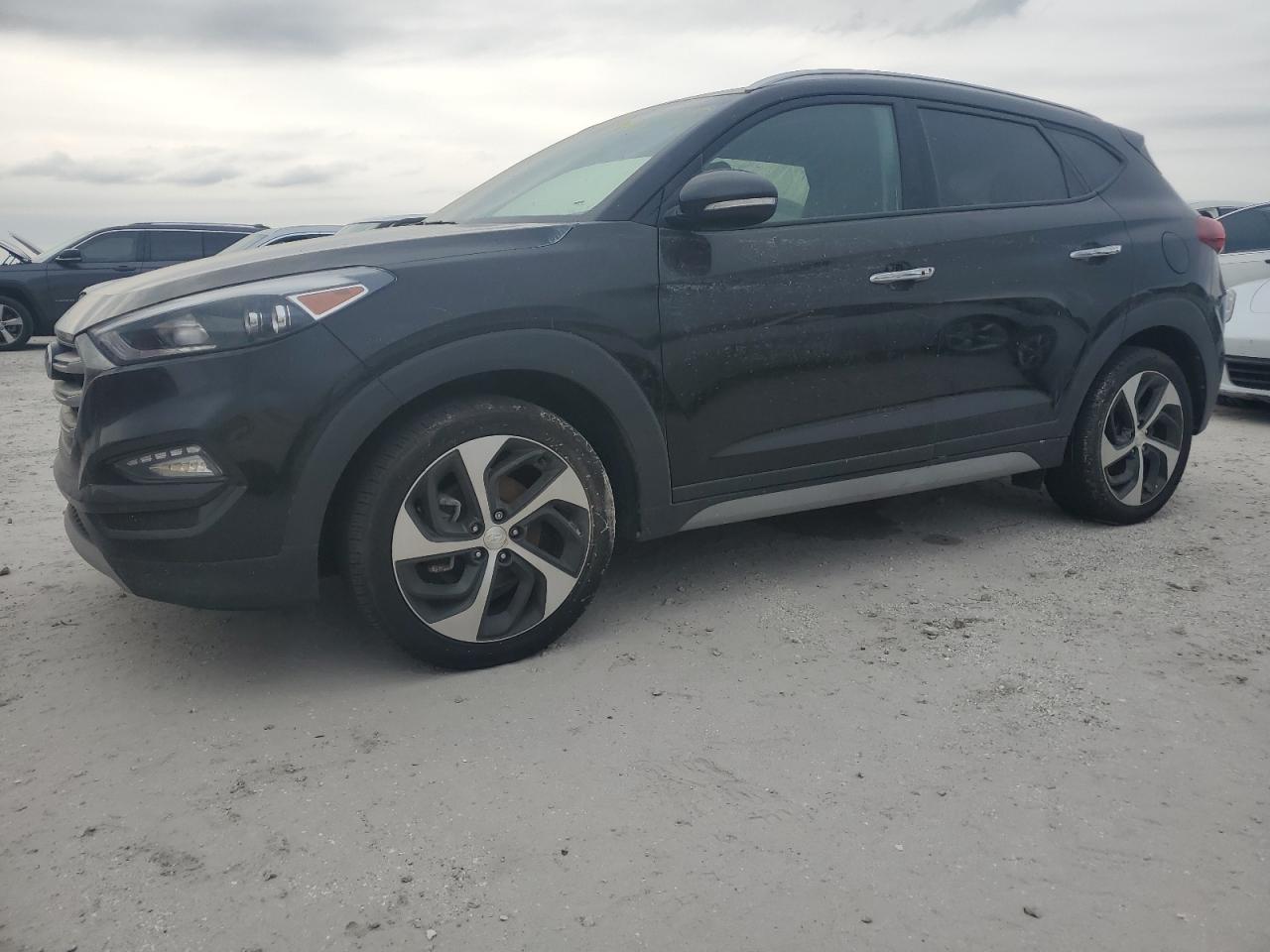 2017 Hyundai Tucson VIN KM8J33A22HU444641