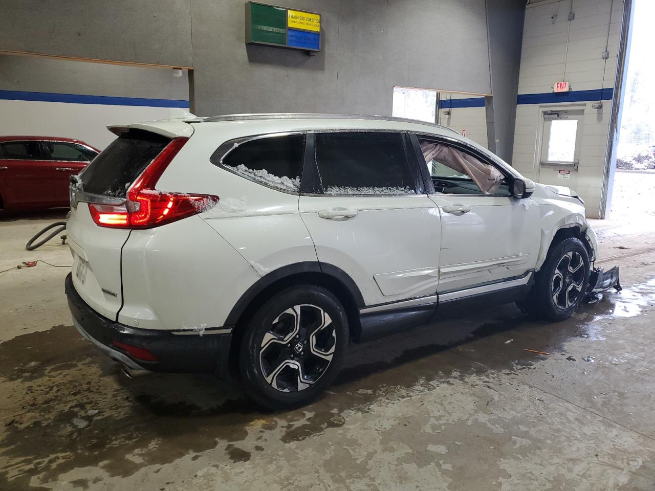 2017 Honda CR-V VIN 2HKRW1H94HH516360 Copart auction photo, front end / side damage thumbnail 3