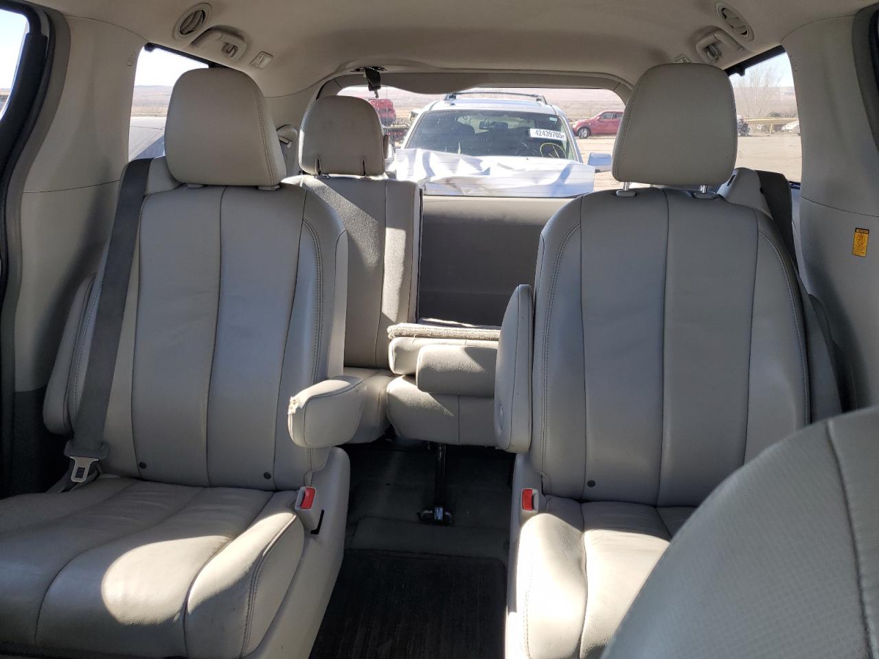 2013 Toyota Sienna VIN 5TDDK3DC9DS069290 Copart auction photo, mechanical damage thumbnail 10