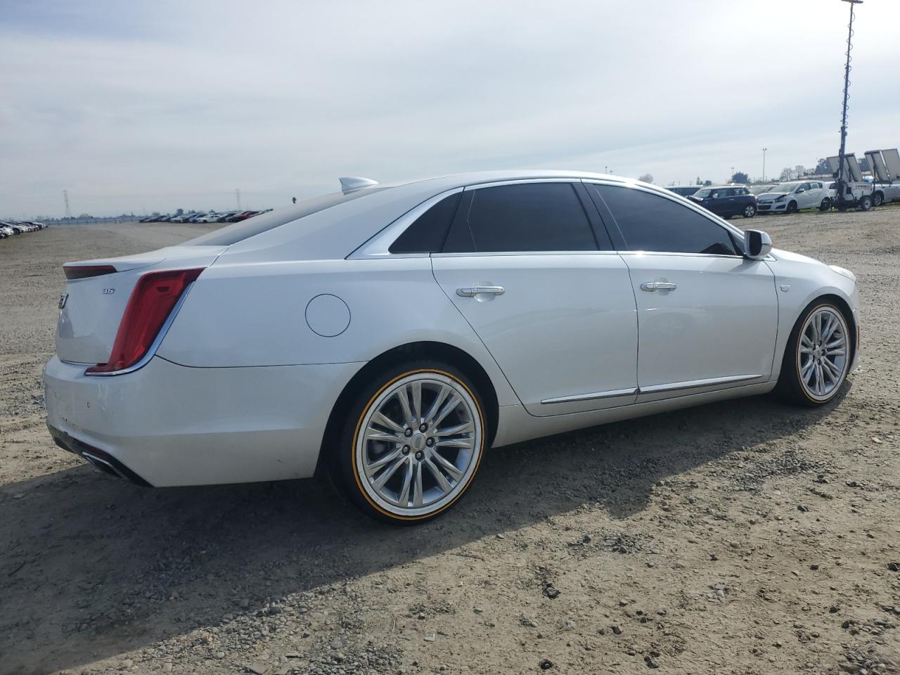 2019 Cadillac XTS VIN 2G61M5S3XK9119389 Copart auction photo, front end / rear end damage thumbnail 3