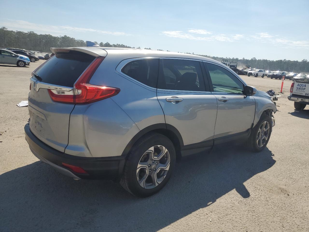2019 Honda CR-V VIN 7FARW1H58KE036183 Copart auction photo, front end / rear end damage thumbnail 3