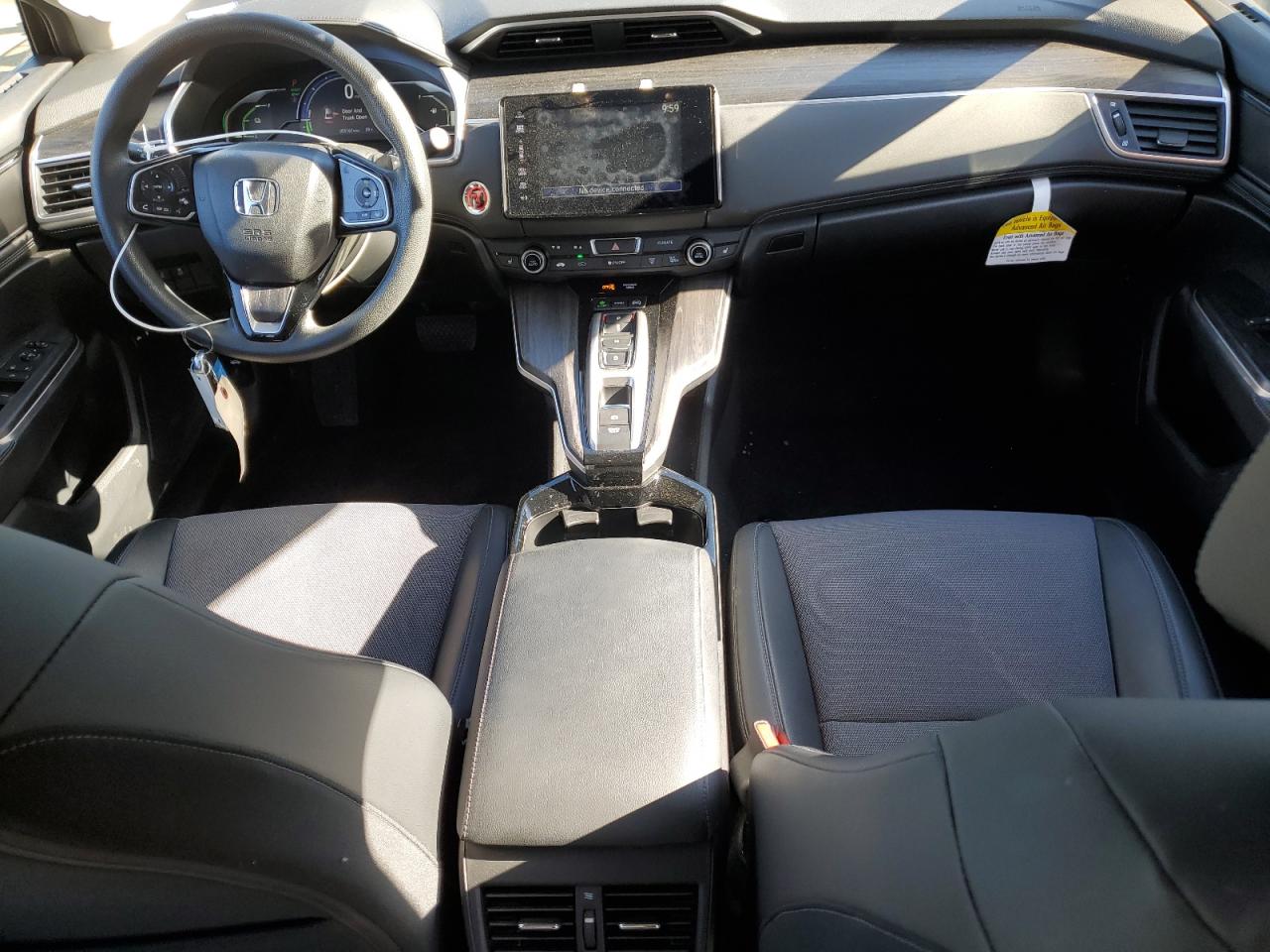 2019 Honda Clarity VIN JHMZC5F17KC005854 Copart auction photo, rear end / minor dent/scratches damage thumbnail 8