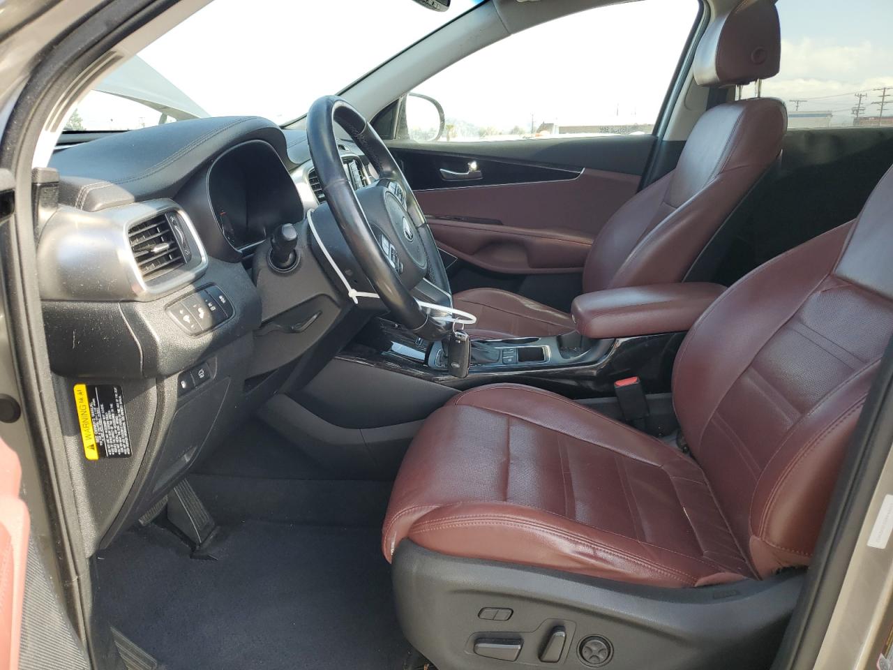 2018 KIA Sorento VIN 5XYPK4A53JG353452 Copart auction photo, all over damage thumbnail 7