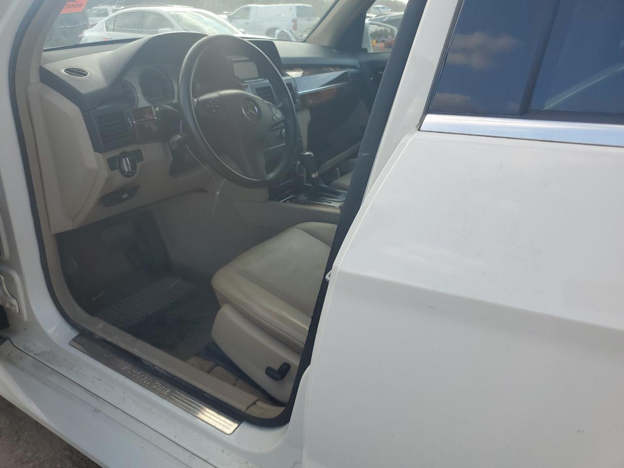2010 Mercedes-Benz GLK-klasse VIN WDCGG5GB1AF349420 Copart auction photo, water/flood damage thumbnail 7