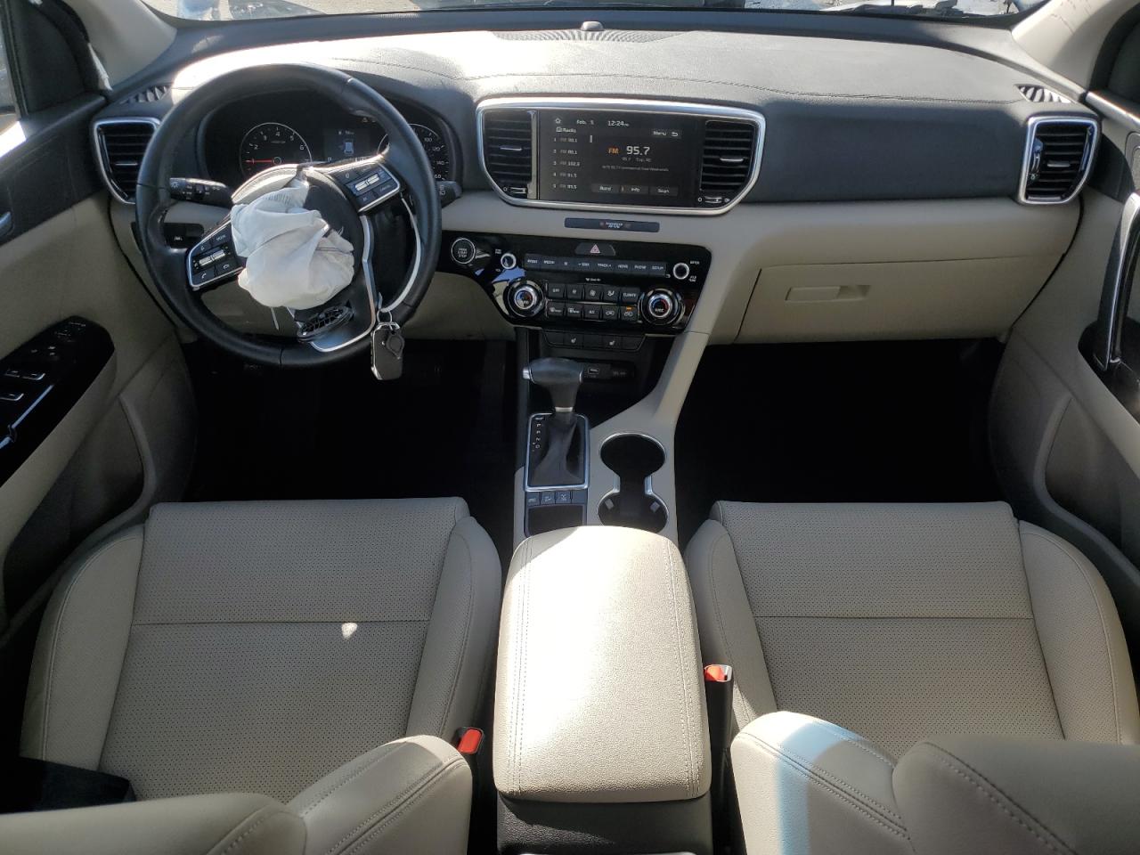 2021 KIA Sportage VIN KNDPNCAC5M7875453 Copart auction photo, front end damage thumbnail 8
