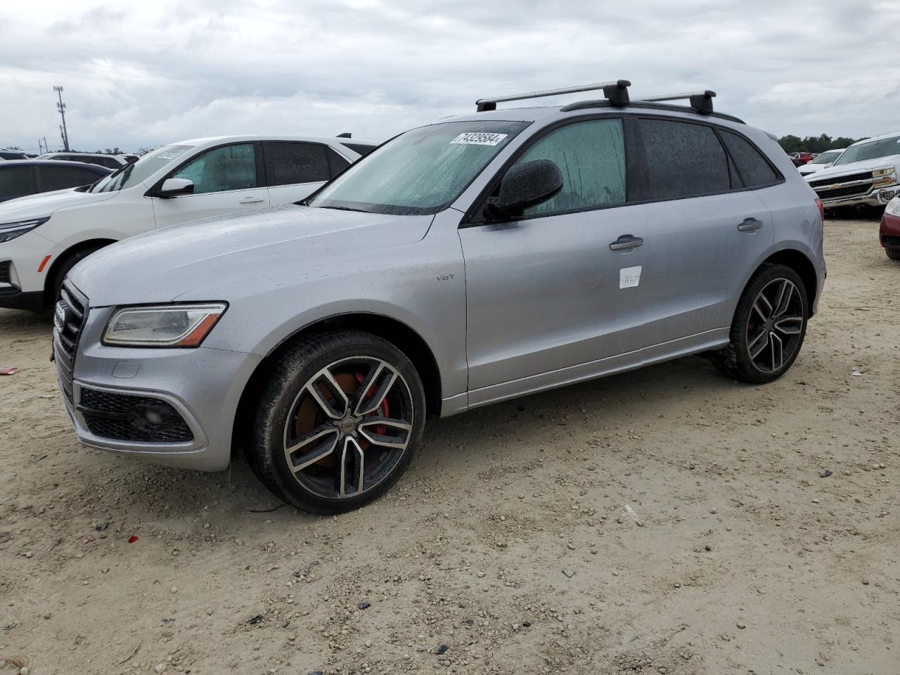 2017 Audi SQ5 VIN WA1VCAFP2HA008642