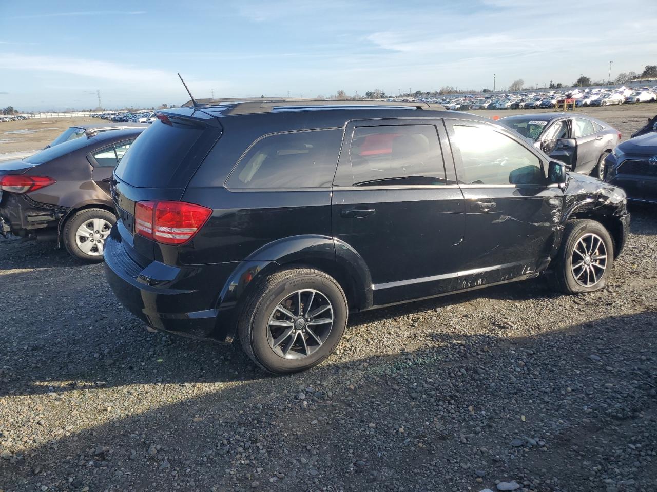 2018 Dodge Journey VIN 3C4PDCAB2JT427737 Copart auction photo, front end / side damage thumbnail 3