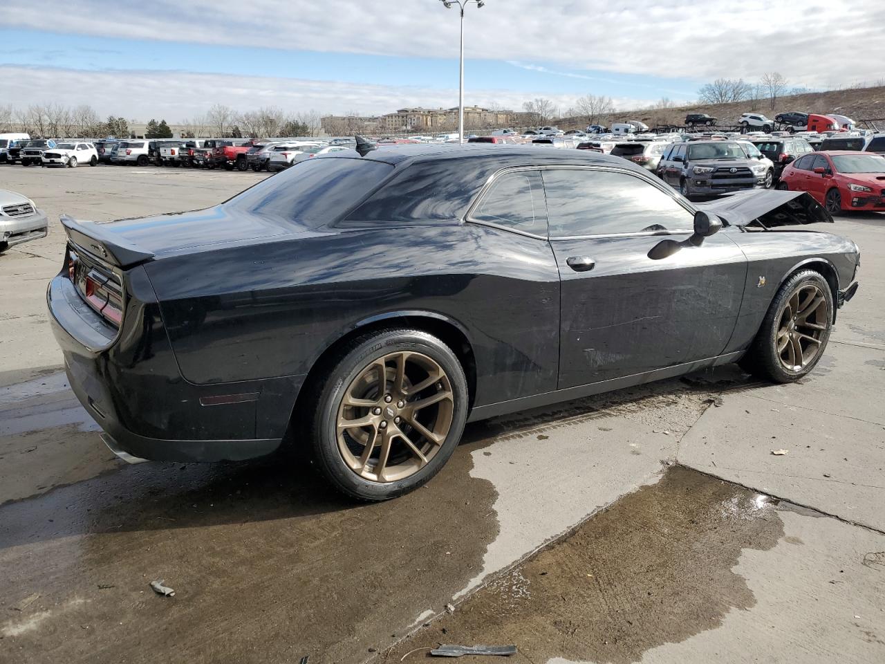 2021 Dodge Challenger VIN 2C3CDZFJXMH516930 Copart auction photo, front end / side damage thumbnail 3