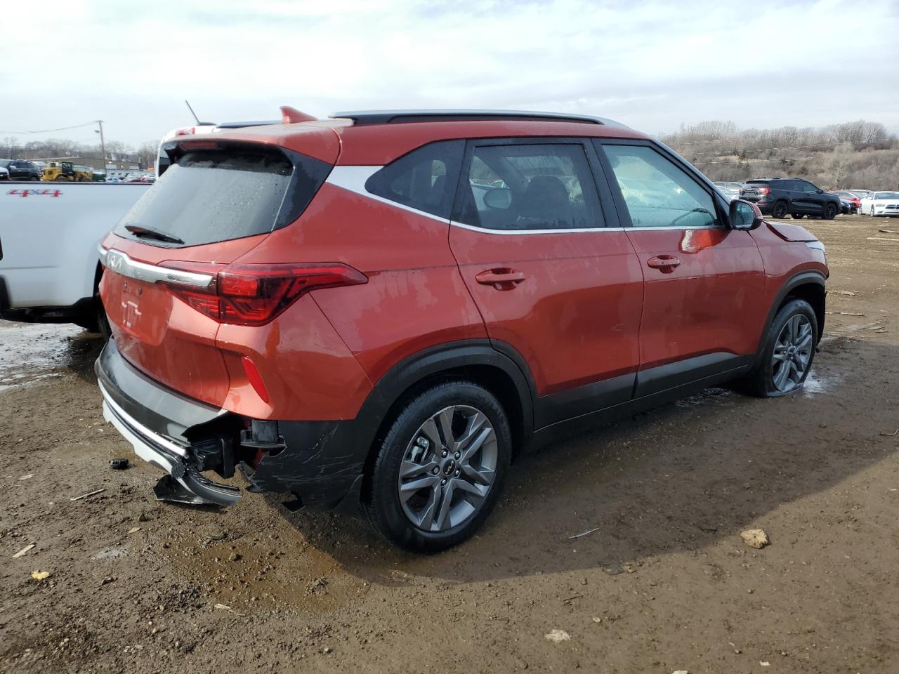 2023 KIA Seltos VIN KNDEU2AA1P7393926 Copart auction photo, front end / rear end damage thumbnail 3