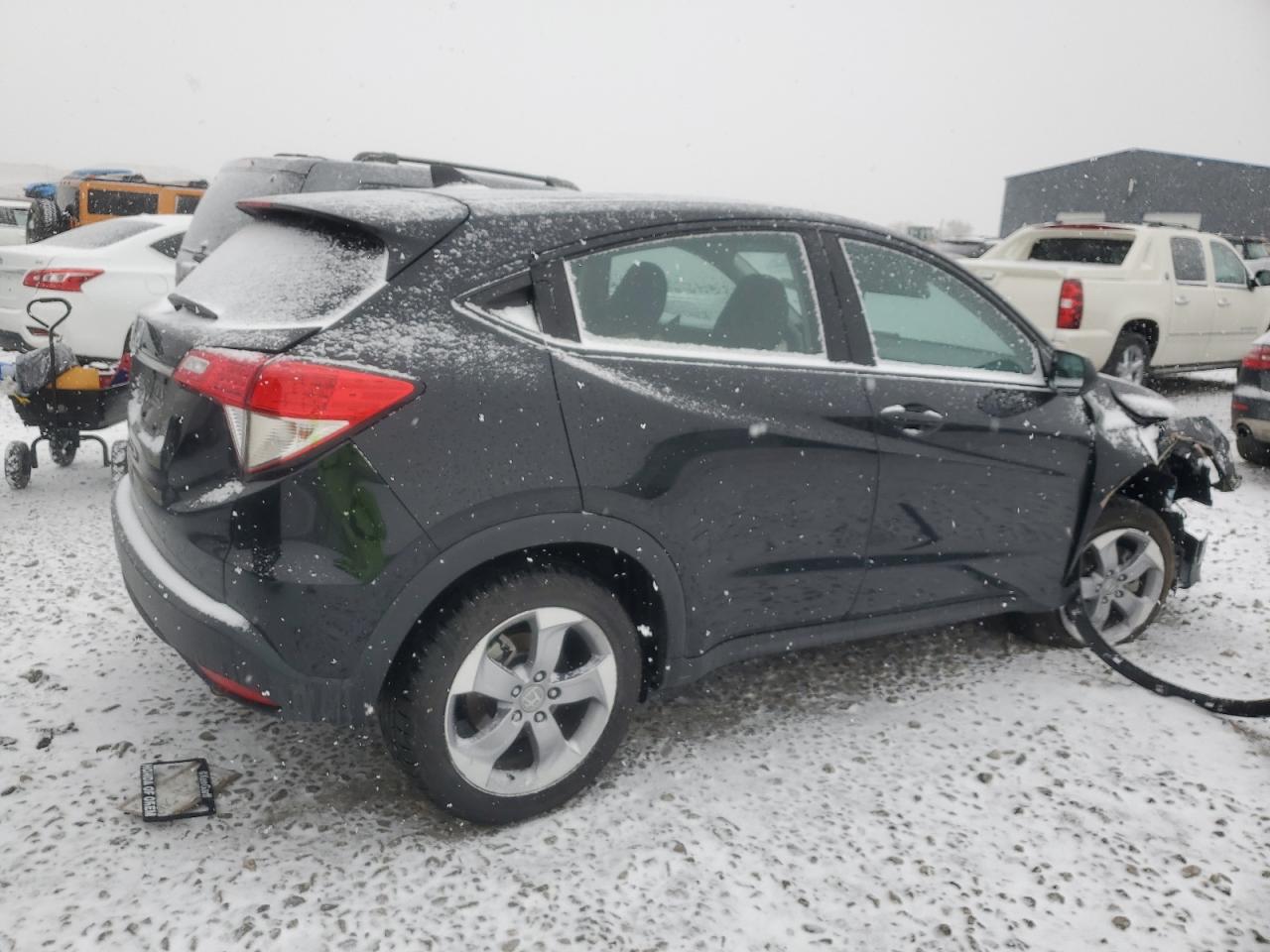 2022 Honda HR-V VIN 3CZRU5H39NM720242 Copart auction photo, front end damage thumbnail 3