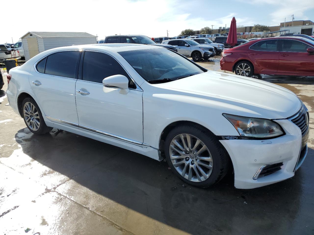 2014 Lexus LS VIN JTHGL5EF3E5053199 Copart auction photo, side / rear end damage thumbnail 4