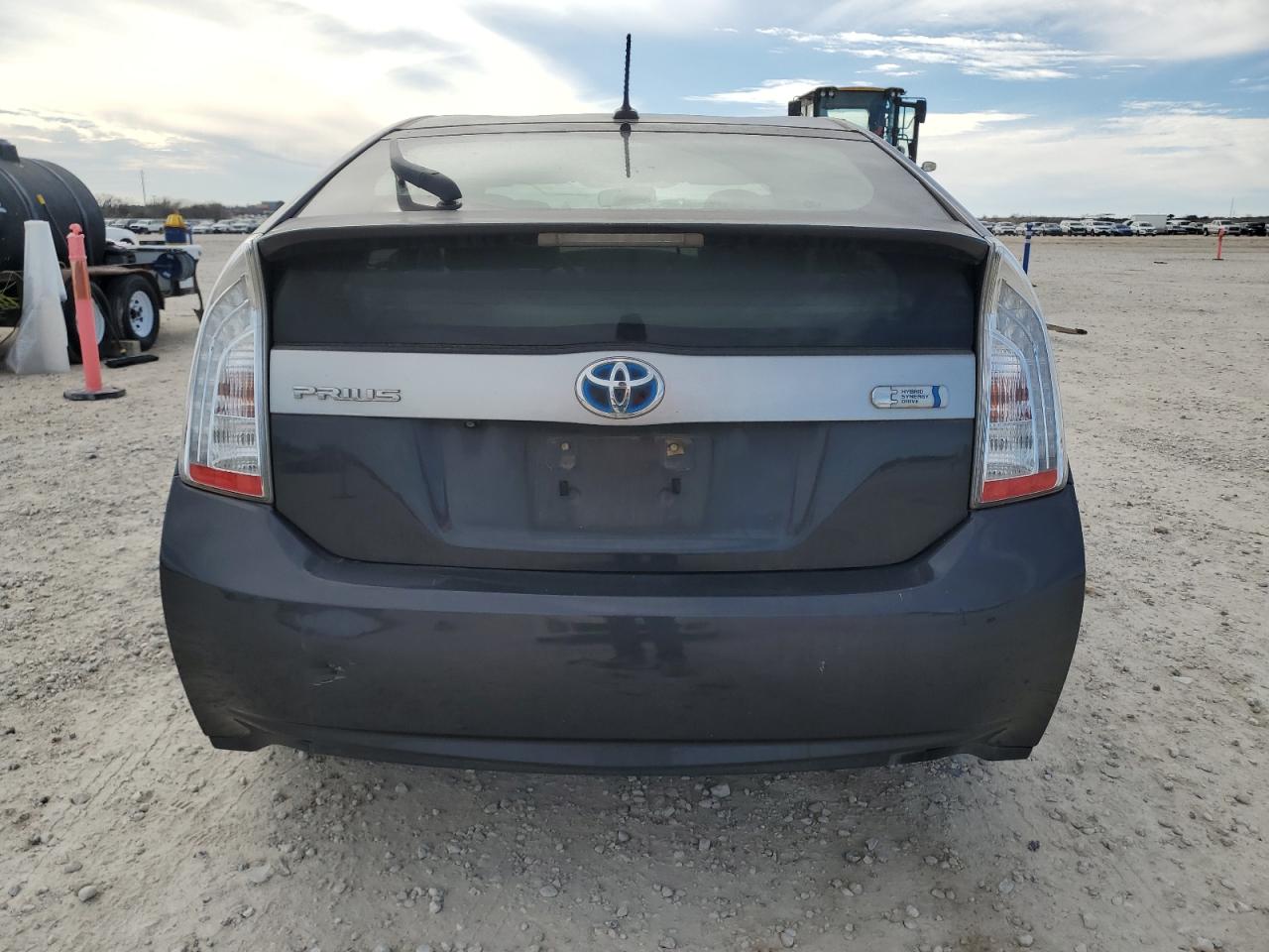 2013 Toyota Prius VIN JTDKN3DP0D3037380 Copart auction photo, front end / rear end damage thumbnail 6