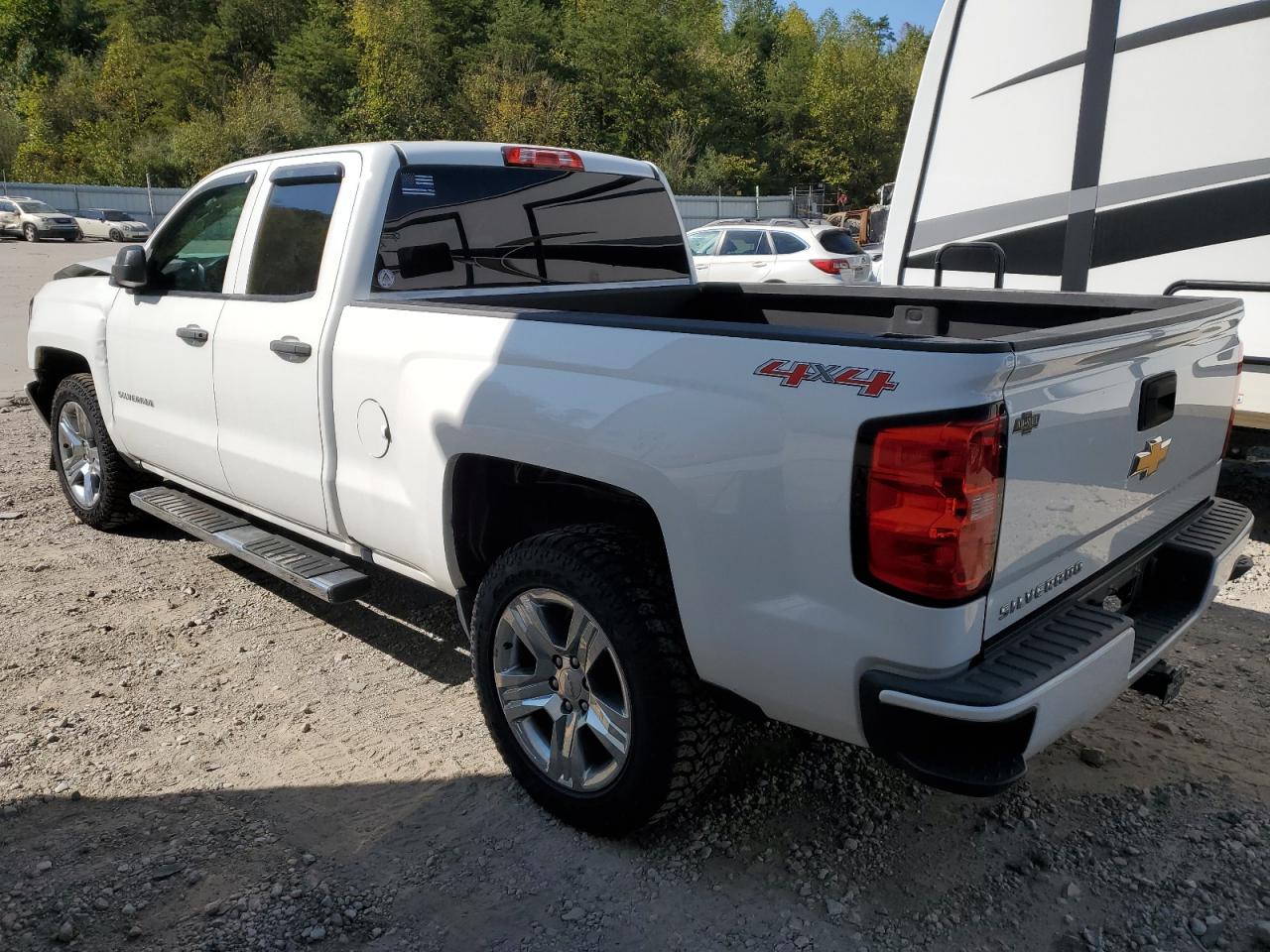 2017 Chevrolet Silverado VIN 1GCVKPEC3HZ154009 Copart auction photo, front end damage thumbnail 2