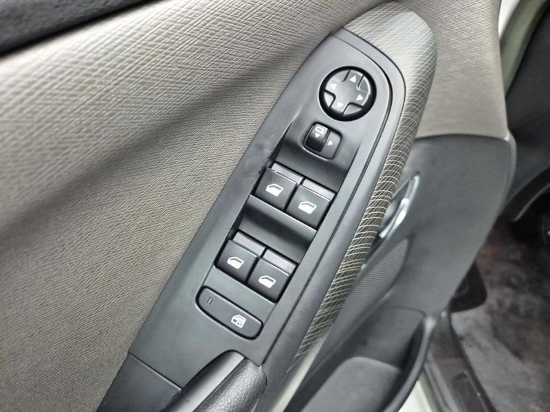 2014 Citroen C4 picasso VIN VF73AAHXTFJ508000 Encar auction photo thumbnail 13