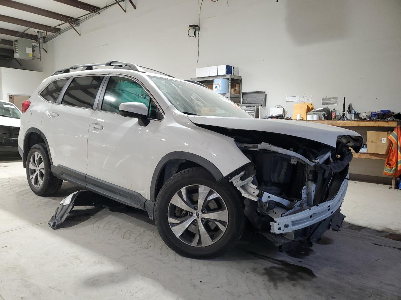 2020 Subaru Ascent VIN 4S4WMABD2L3437968 Copart auction photo, all over damage thumbnail 4