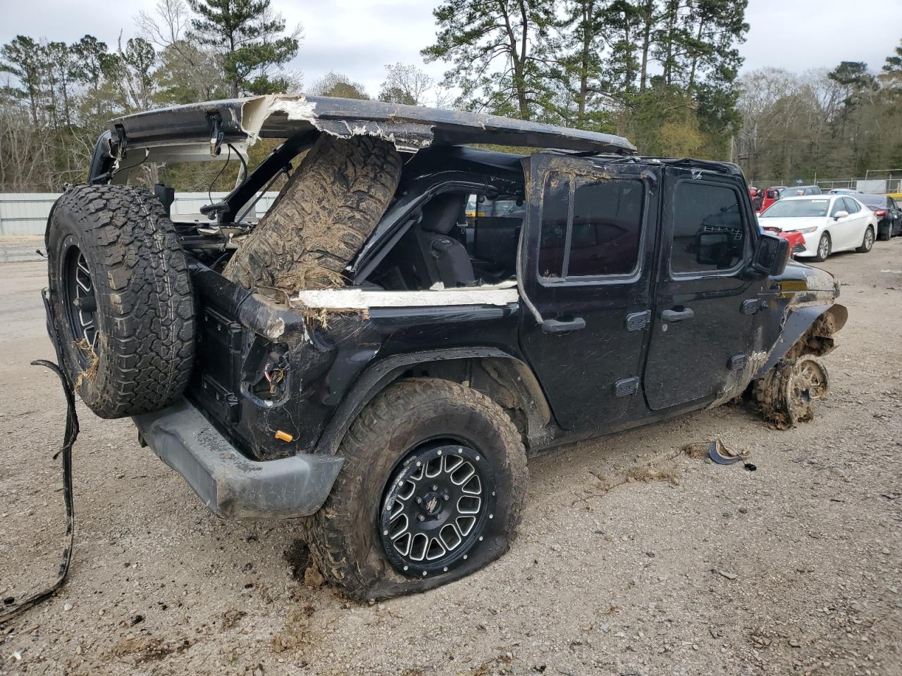 2018 Jeep Wrangler VIN 1C4HJXDG7JW115452 Copart auction photo, rollover damage thumbnail 3