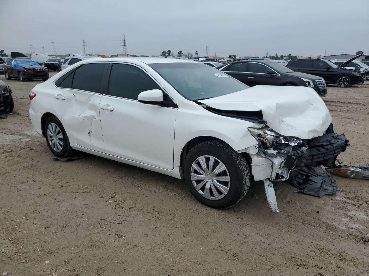 2015 Toyota Camry VIN 4T4BF1FK7FR451564 Copart auction photo, front end / side damage thumbnail 4