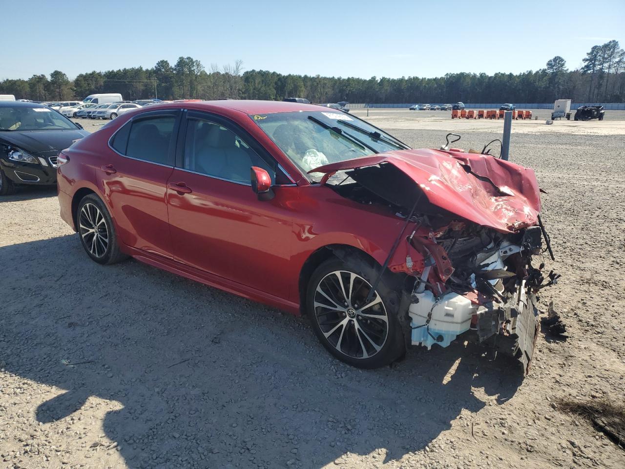 2020 Toyota Camry VIN 4T1G11AK1LU380783 Copart auction photo, front end / mechanical damage thumbnail 4