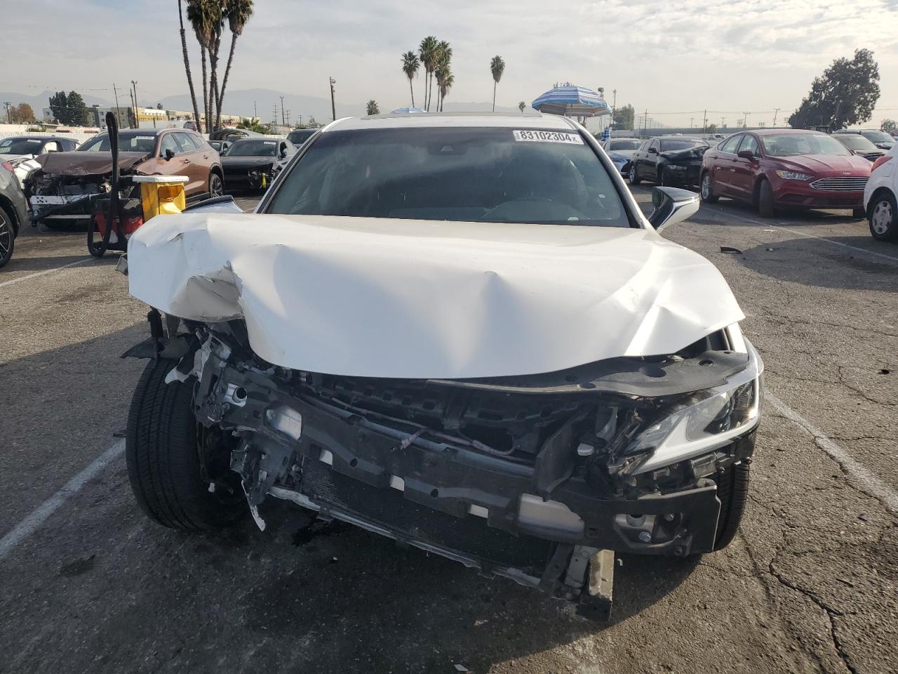 2020 Lexus ES VIN 58ADZ1B19LU056023 Copart auction photo, front end damage thumbnail 5