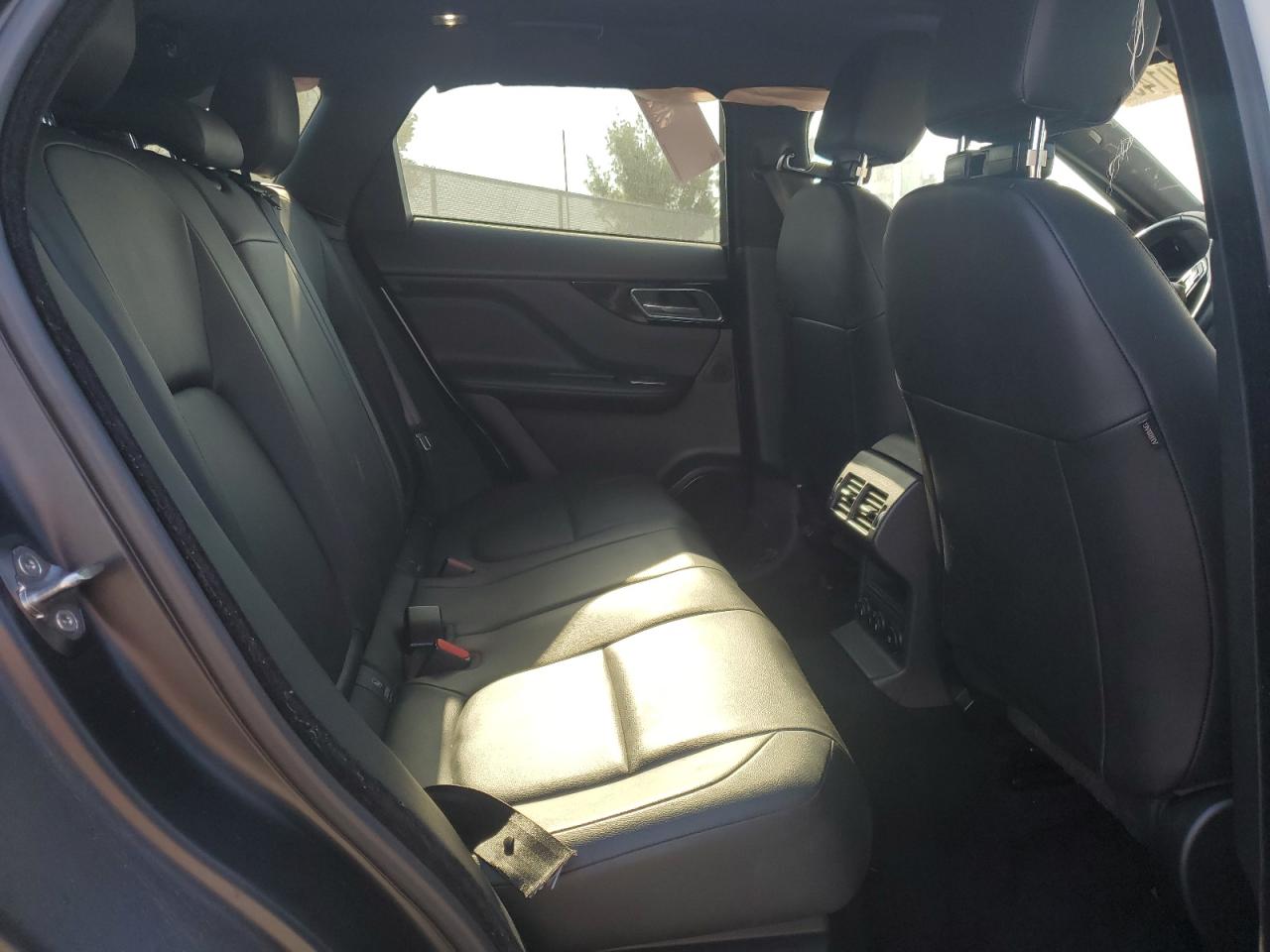 2018 Jaguar F-Pace VIN SADCJ2FX9JA321156 Copart auction photo, front end / side damage thumbnail 11