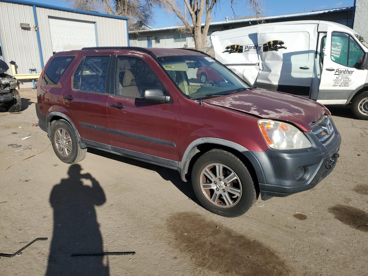 2005 Honda CR-V VIN JHLRD68585C005874 Copart auction photo, side damage thumbnail 4