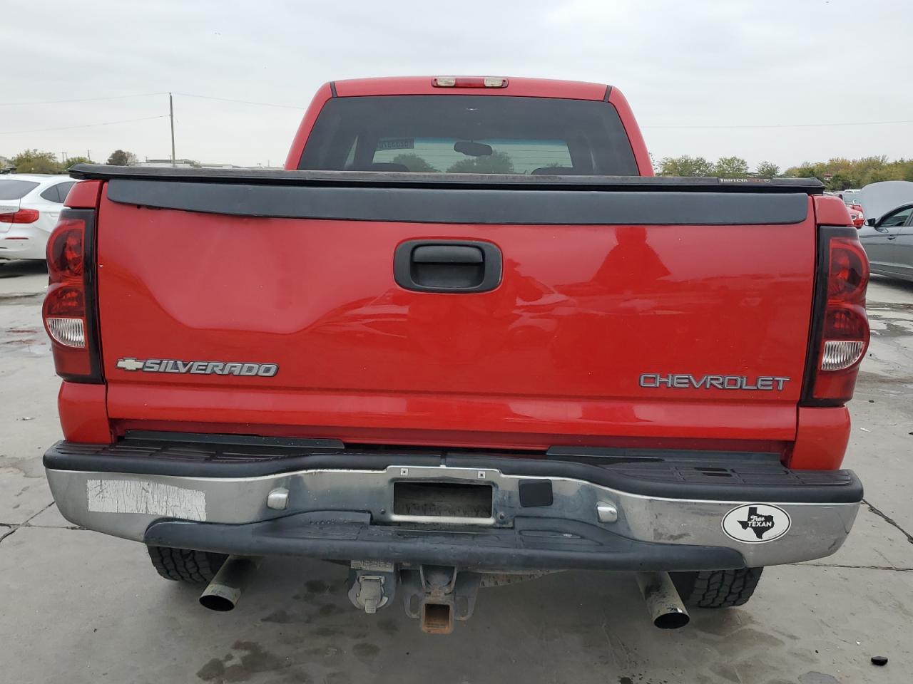 2005 Chevrolet Silverado VIN 1GCHC23U25F941197 Copart auction photo, front end / rear end damage thumbnail 6