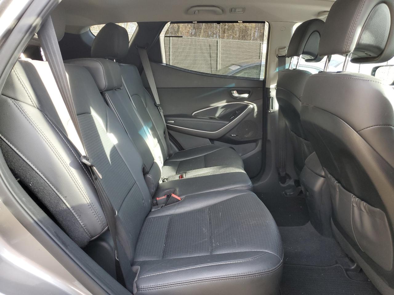 2016 Hyundai Santa Fe VIN 5XYZW4LA2GG335279 Copart auction photo, front end damage thumbnail 11