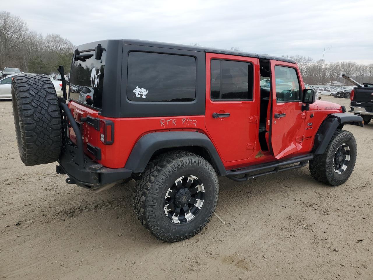 2018 Jeep Wrangler VIN 1C4BJWFG0JL913905 Copart auction photo, side / minor dent/scratches damage thumbnail 3