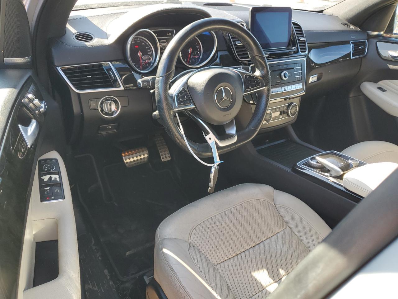 2017 Mercedes-Benz GLE VIN 4JGED6EB5HA050336 Copart auction photo, minor dent/scratches damage thumbnail 8