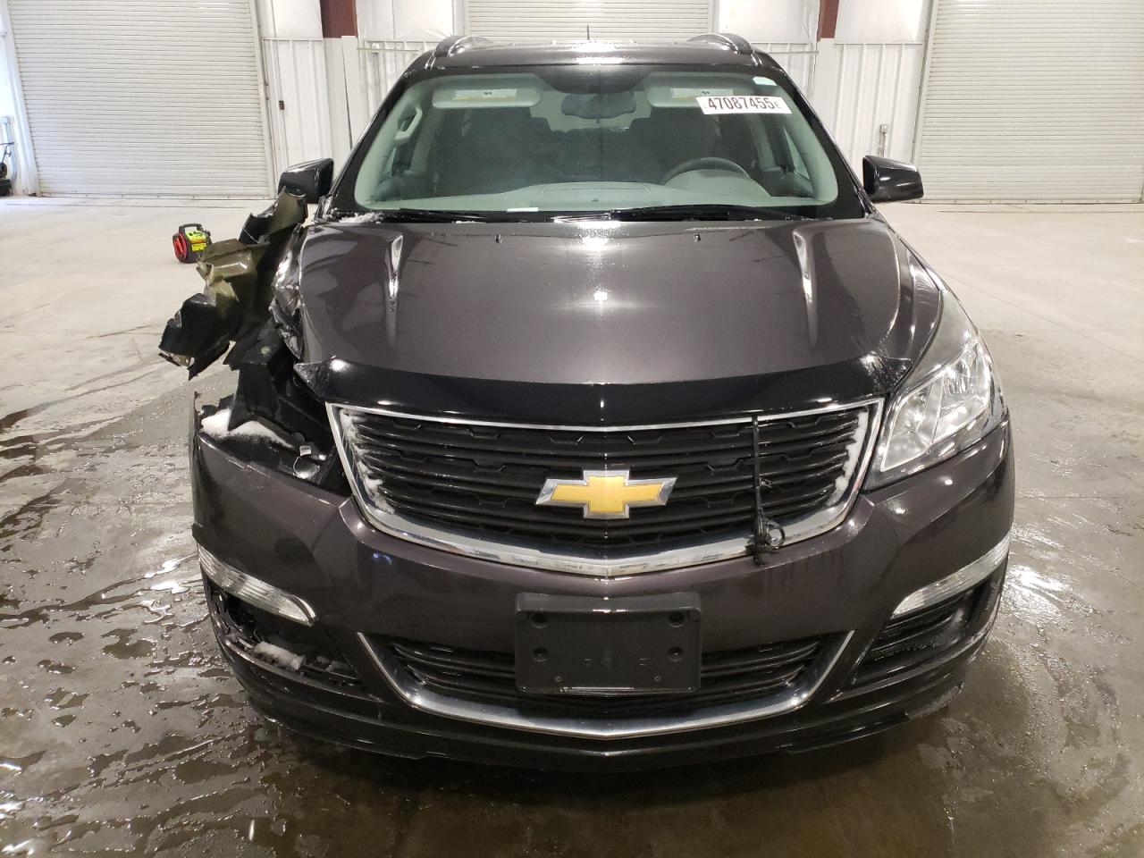 2015 Chevrolet Traverse VIN 1GNKVFKD2FJ299174 Copart auction photo, front end / side damage thumbnail 5