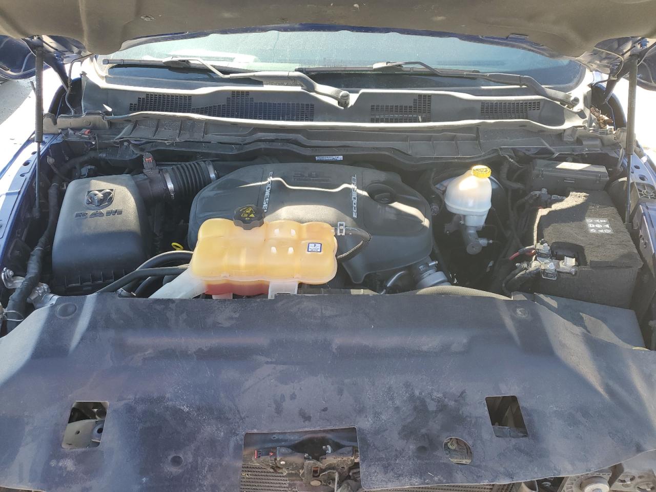 2016 RAM 1500 VIN 1C6RR7LM7GS239233 Copart auction photo, front end damage thumbnail 11