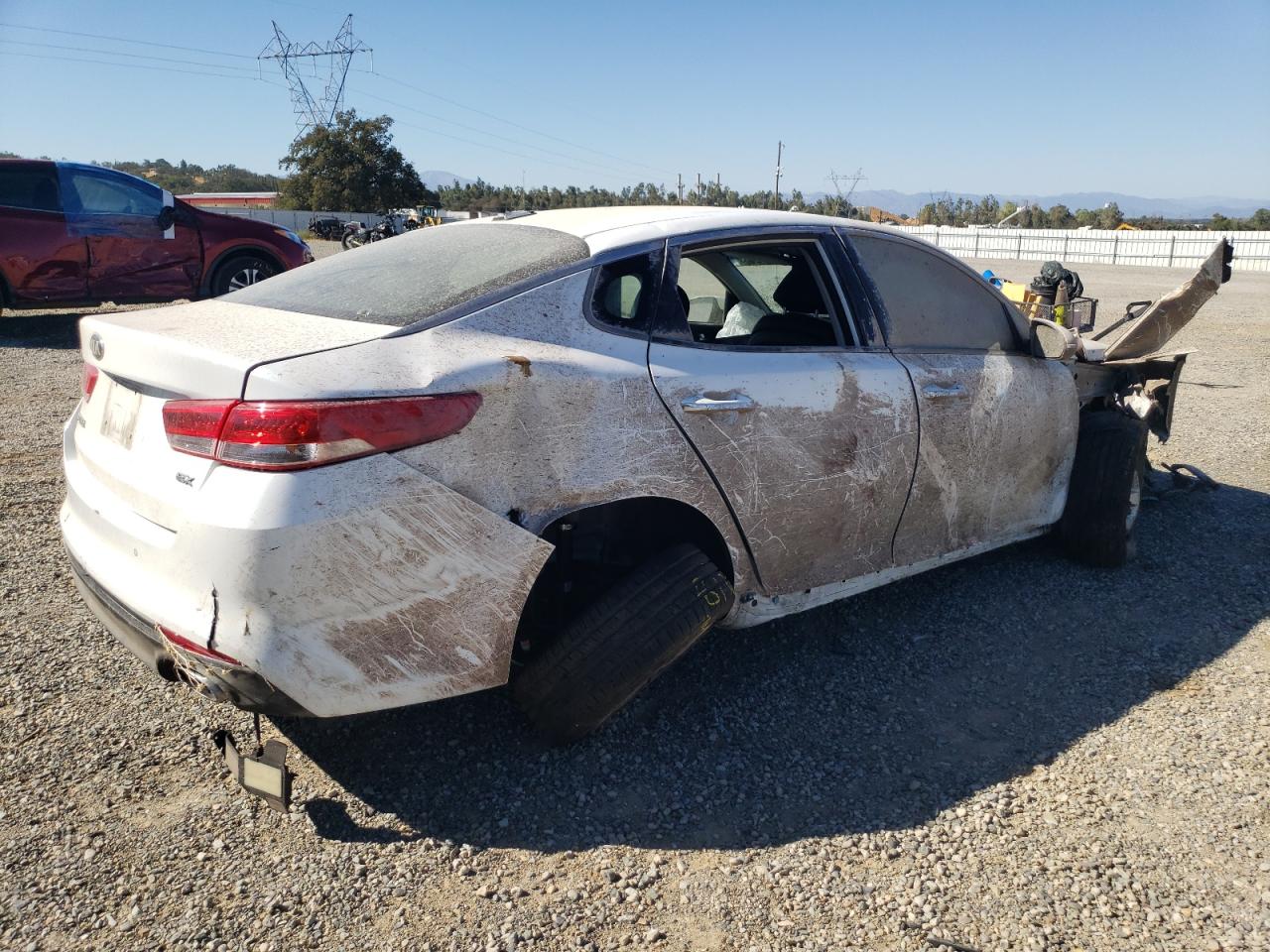 2018 KIA Optima VIN 5XXGU4L33JG212892 Copart auction photo, front end / rear end damage thumbnail 3