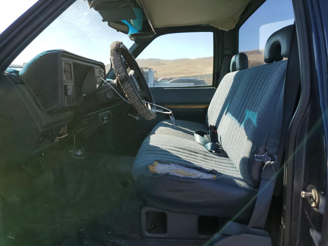 1993 GMC Sierra VIN 1GTDC14Z9PZ546437 Copart auction photo, mechanical / all over damage thumbnail 7