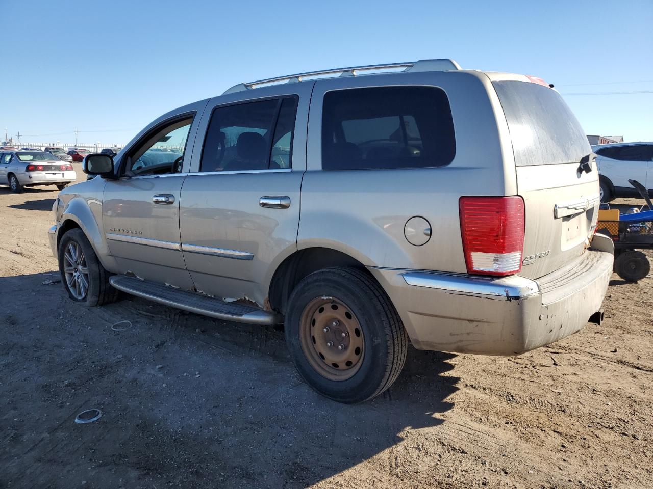 2008 Chrysler Aspen VIN 1A8HW58208F133542 Copart auction photo, rear end damage thumbnail 2