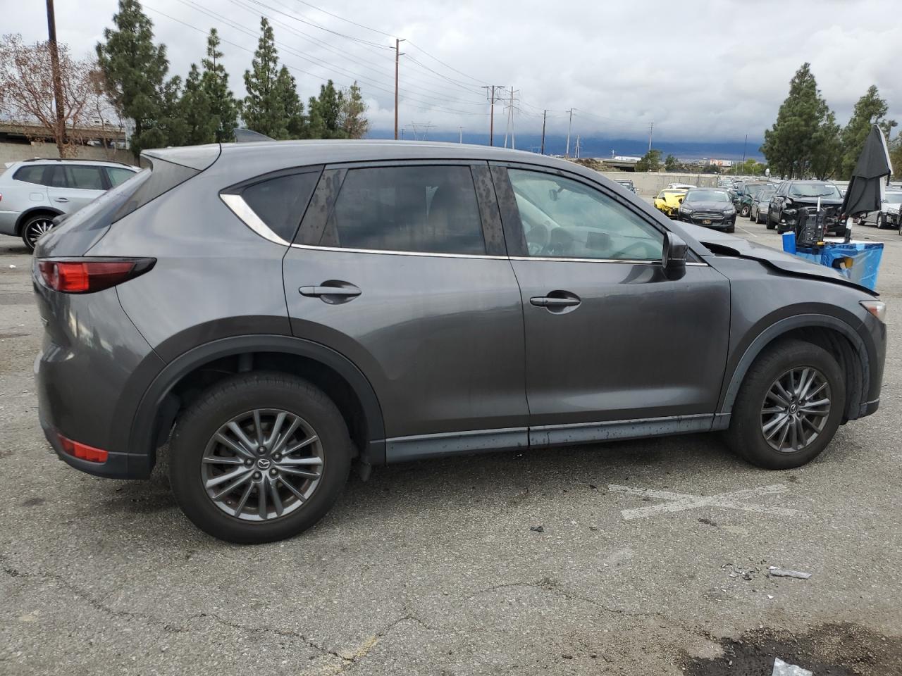 2017 Mazda CX-5 VIN JM3KFBCL3H0103022 Copart auction photo, front end / side damage thumbnail 3