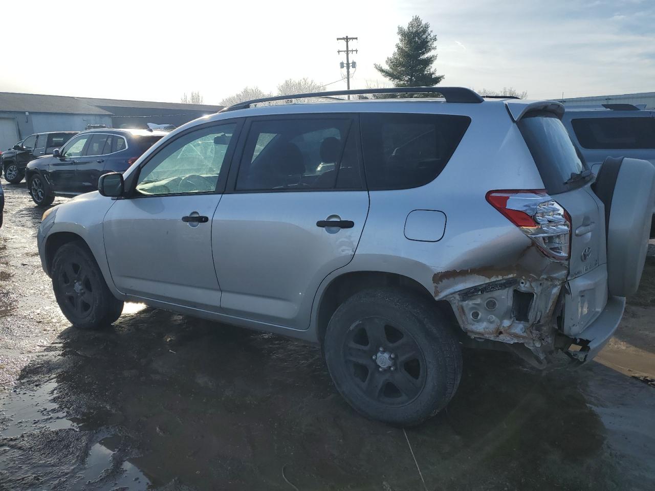 2006 Toyota RAV 4 VIN JTMBD33V865051246 Copart auction photo, rear end / front end damage thumbnail 2
