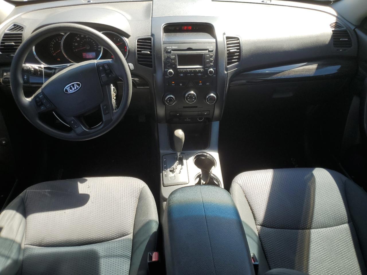 2012 KIA Sorento VIN 5XYKT3A60CG213145 Copart auction photo, front end / minor dent/scratches damage thumbnail 8