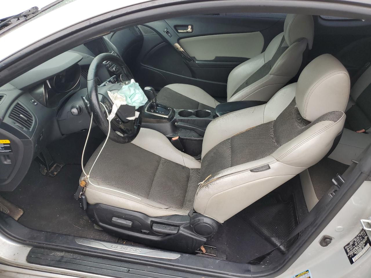 2013 Hyundai Genesis VIN KMHHT6KD4DU102098 Copart auction photo, front end / rear end damage thumbnail 7