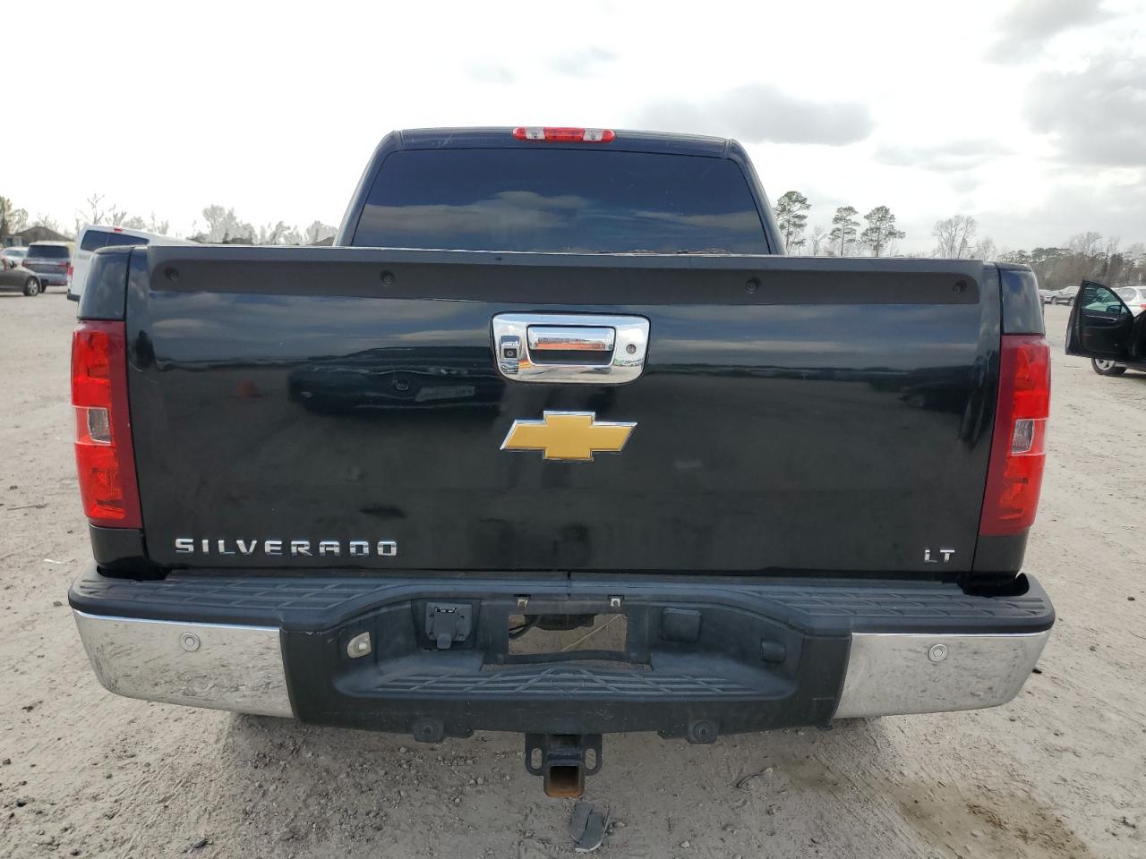 2013 Chevrolet Silverado VIN 3GCPCSE03DG168713 Copart auction photo, front end / minor dent/scratches damage thumbnail 6