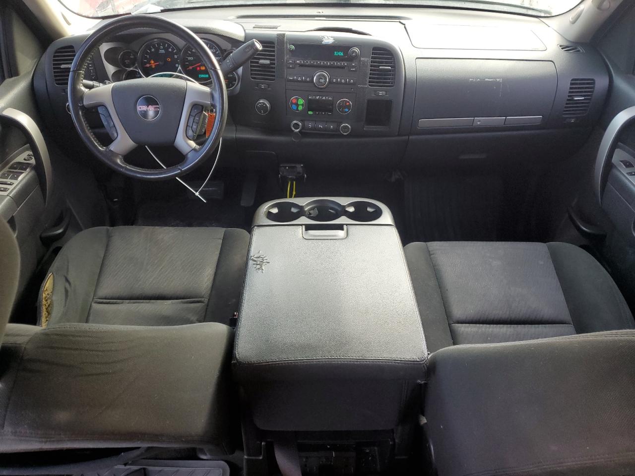 2010 GMC Sierra VIN 3GTRKVE30AG201346 Copart auction photo, rear end / mechanical damage thumbnail 8