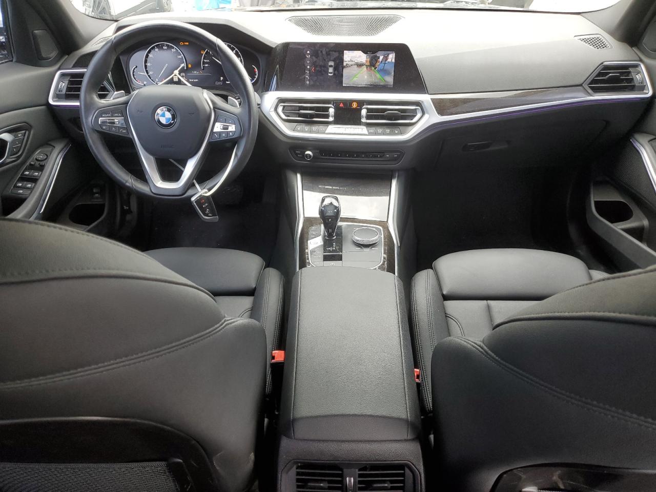 2020 BMW 3er VIN 3MW5R1J02L8B39022 Copart auction photo, side / rear end damage thumbnail 8
