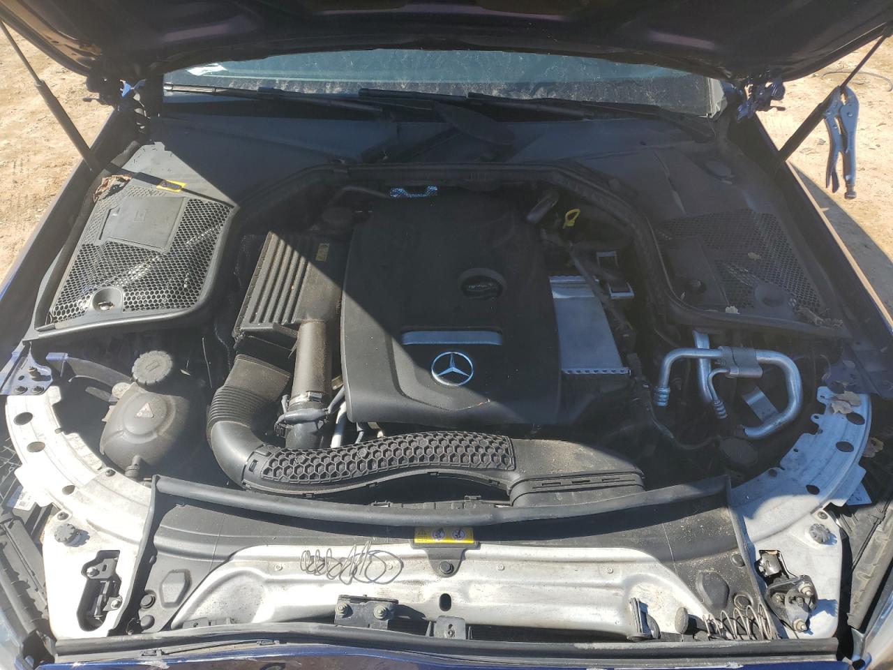 2017 Mercedes-Benz C-klasse VIN WDDWJ4JB4HF337414 Copart auction photo, front end damage thumbnail 11